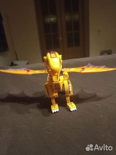 Lego динозавр