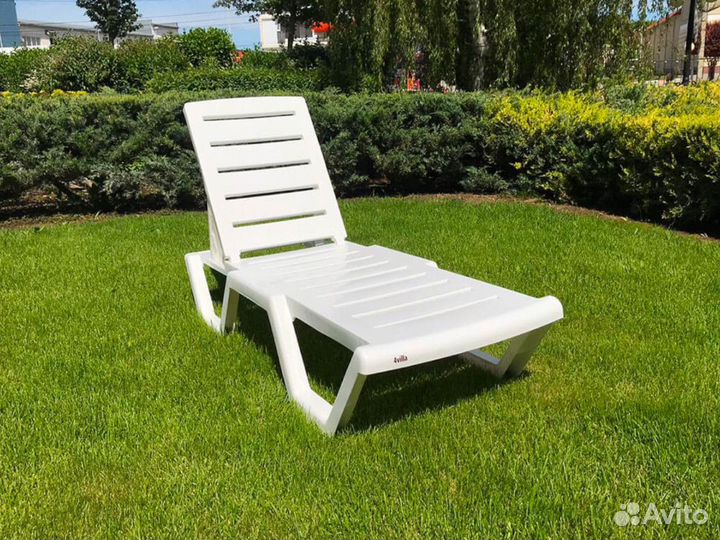 Шезлонг пляжный пластиковый сверхпрочный до 250 кг