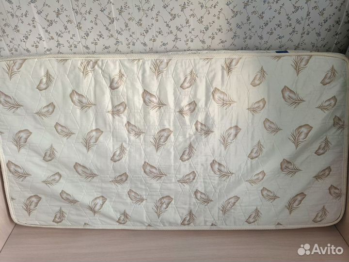 Детская кровать 160 на 80 с матрасом бу