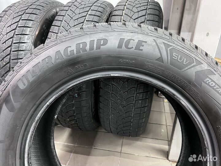 Goodyear UltraGrip Ice SUV Gen-1 215/65 R17 99T