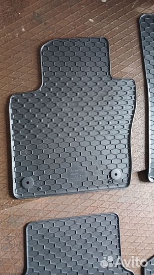 Volkswagen Jetta 6 комплект ковриков салона