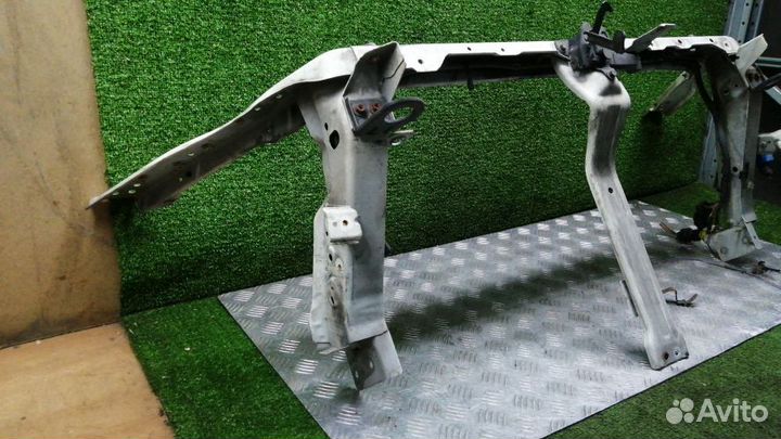 Верхняя планка рамки радиатора Ssangyong Actyon