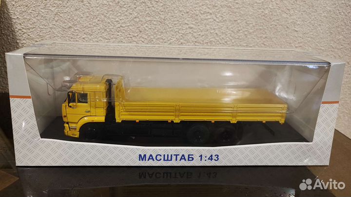 Модель масштабная камаз 65117 ssm