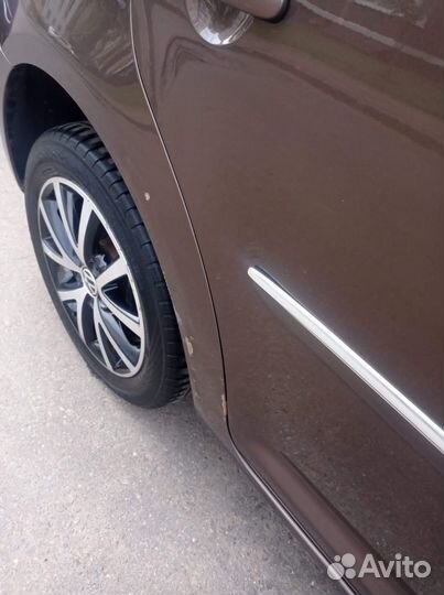 Volkswagen Touran 1.4 AMT, 2012, 246 541 км