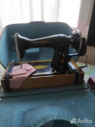 Швейная машина ручная