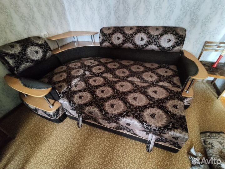 Угловой диван бу