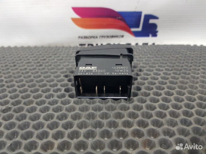 1435602 Кнопка освещения панели приборов