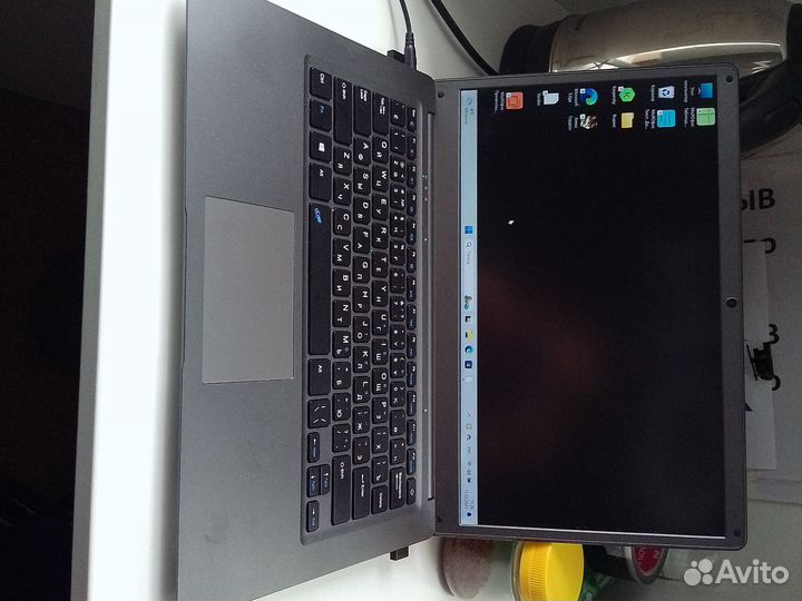 Ноутбук azerty