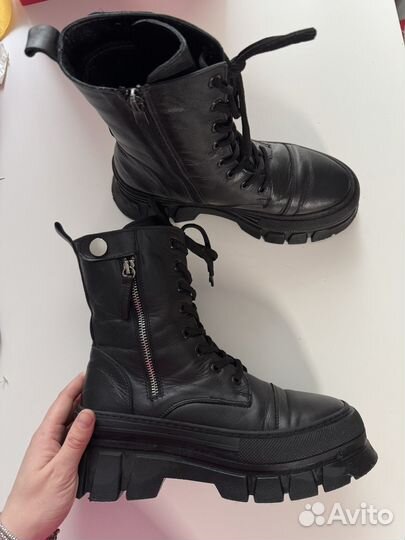 Ботинки Bossy Lady 40 размер