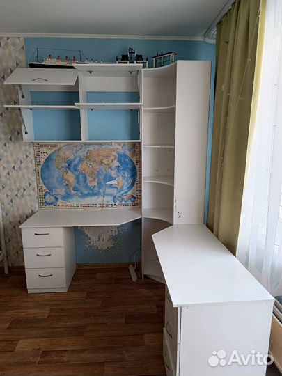 Школьный уголок на двоих