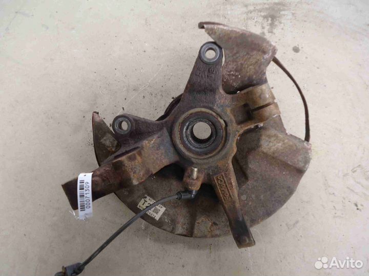 Кулак поворотный левый Mazda CX-9 1 TB