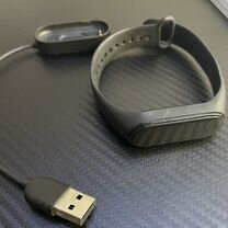 Продам часы Xiaomi mi band 4