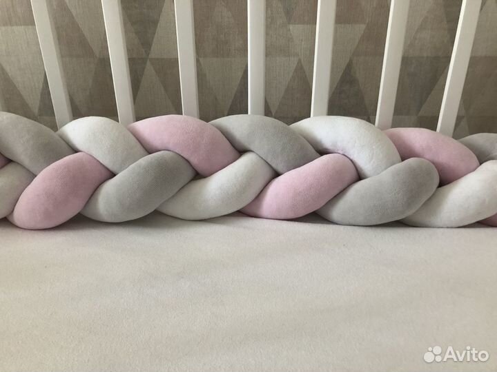 Бортики в кроватку (косичка+подушки)