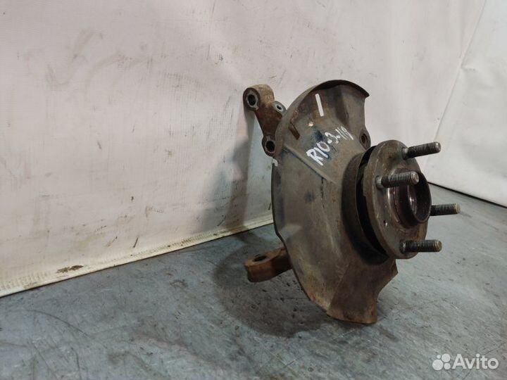 Кулак поворотный ступица в сборе передний правый