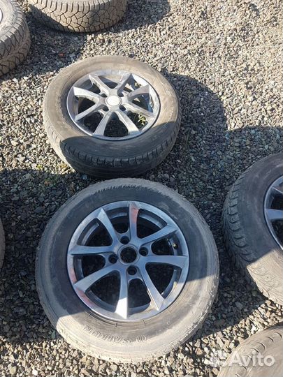 Комплект литых дисков с резиной R14