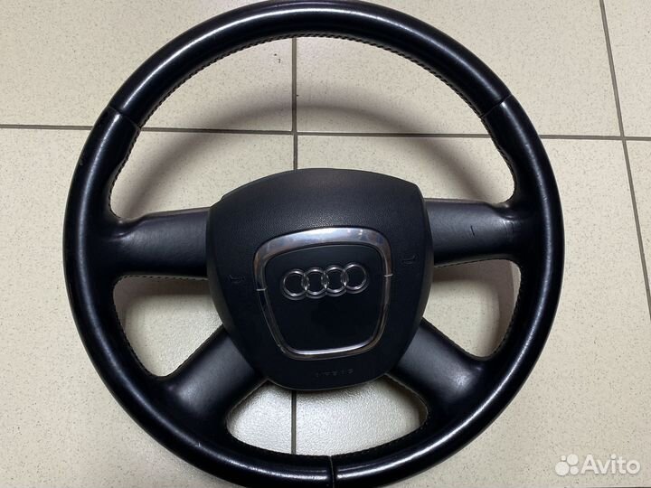 Руль Audi A4 b7 с заглушкой AirBag