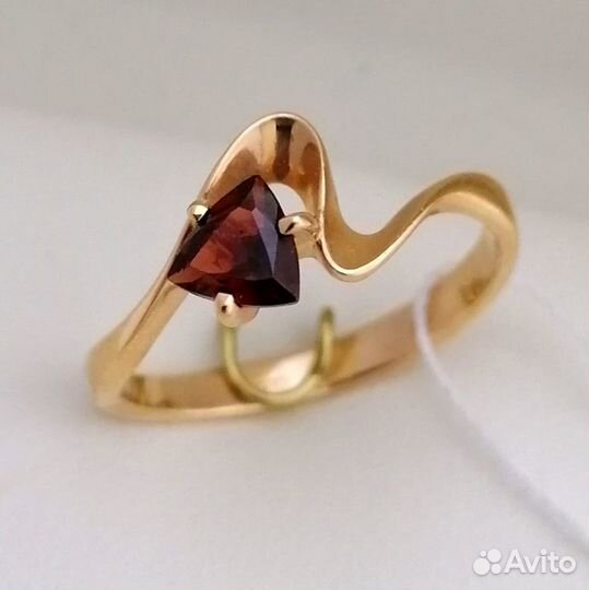 Кольцо / размер 17,5 / 2,34г / Золото585 / фианиты