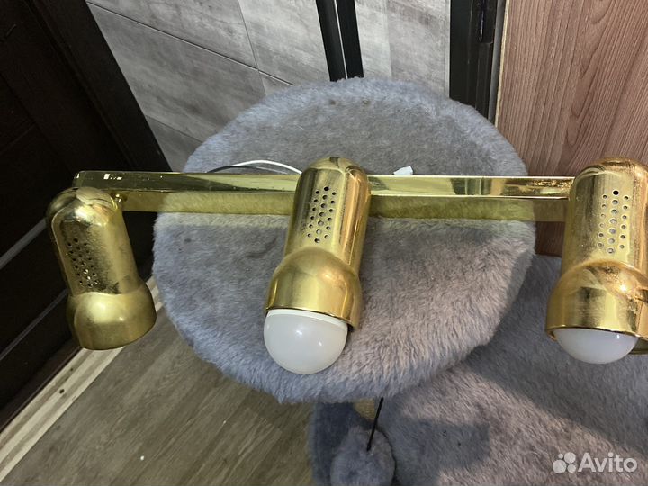 Светильник