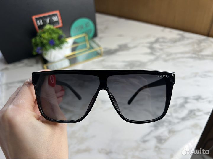 Tom ford очки солнцезащитные