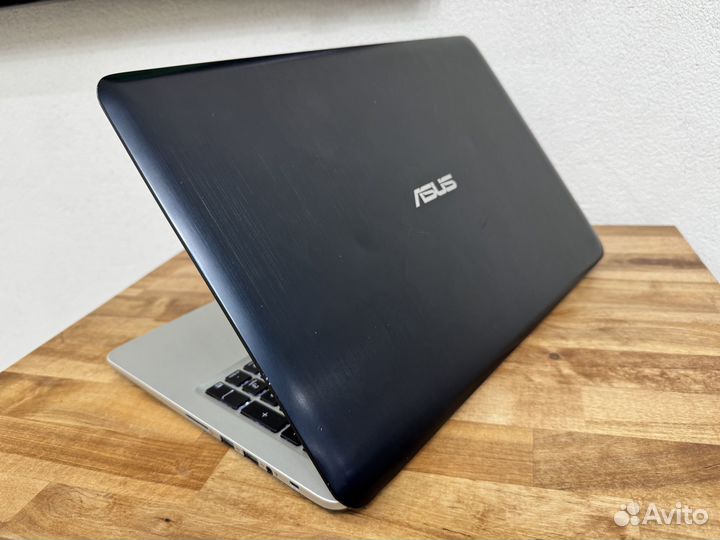 Игровой Asus металл FHD i3-5010 12Gb GT940 SSD+750