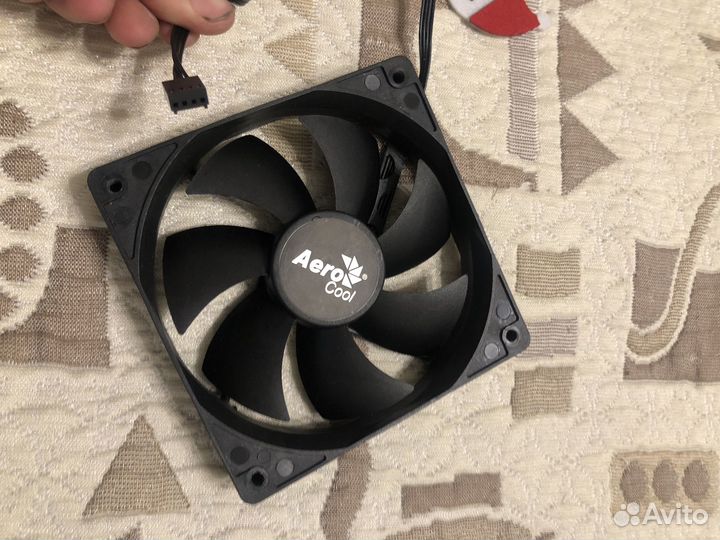 Компьютерный вентилятор
