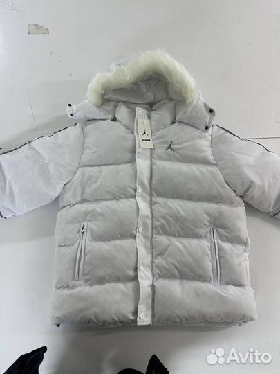 Пуховик supreme x jordan белая