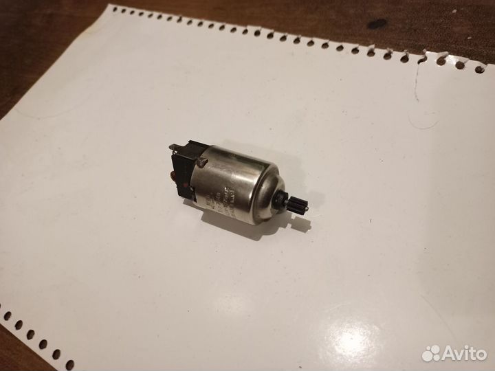 Электромотор и запчасти Piko Ferrari 312