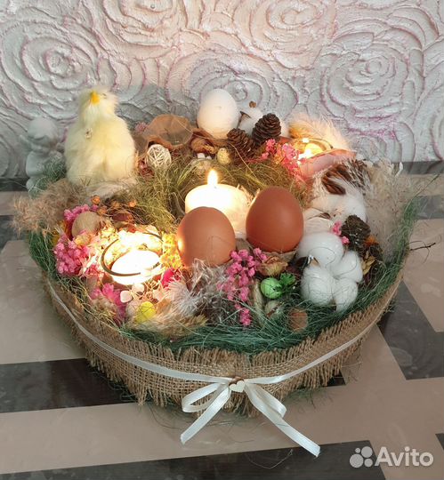 Пасхальный декор венок