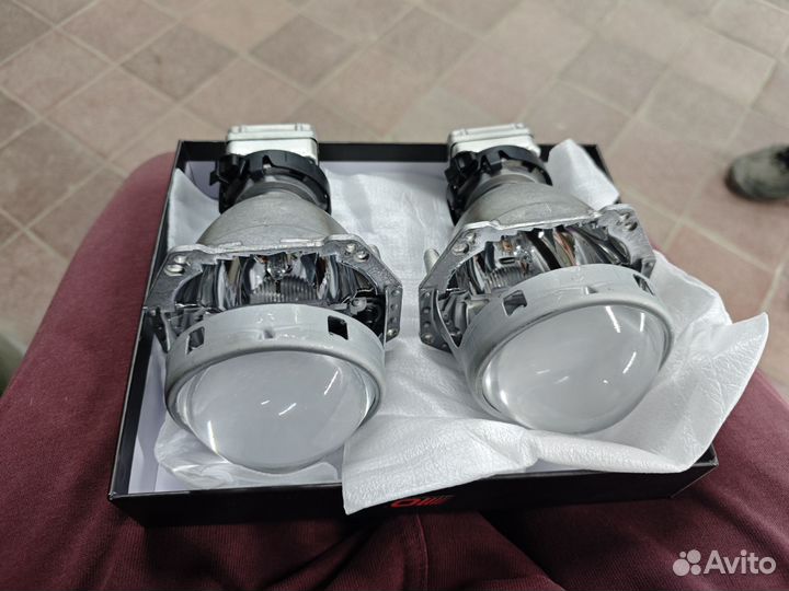 Ксеноновые линзы BMW F10 520i 2014г