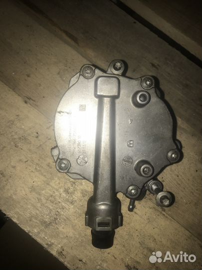 Вакумный Насос бмв М5 Ф10 S63N