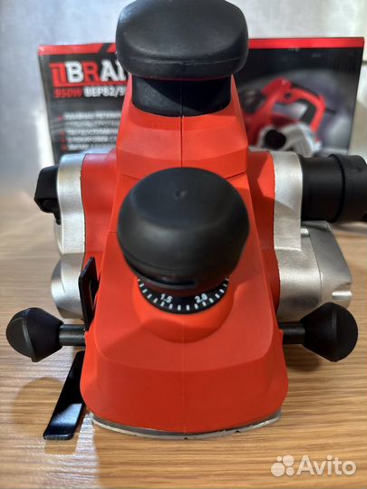 Электрический рубанок brait 82мм