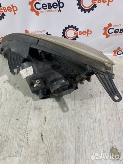 Фара передняя правая Chery Tiggo T11 SQR484F 2010