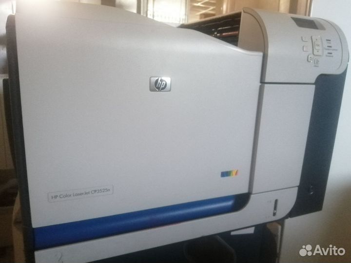 Принтер HP Color LaserJet CP3525N