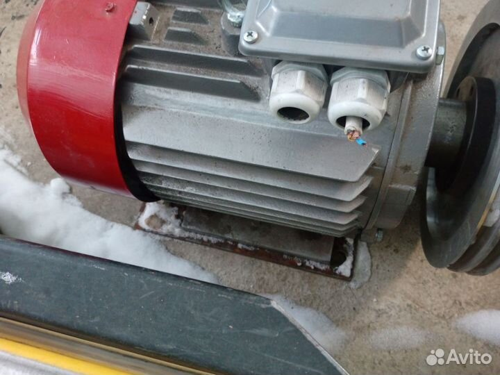 Электро двигатель на 380