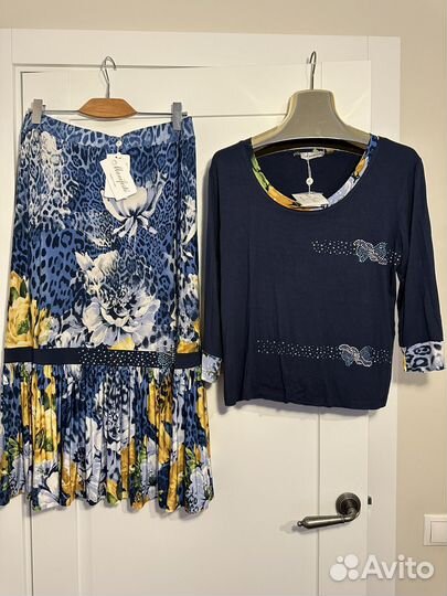 Костюм женский