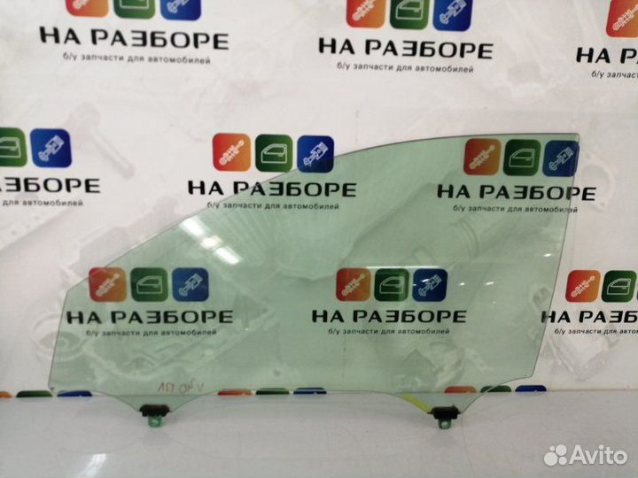 Стекло двери переднее левое Toyota Camry XV40