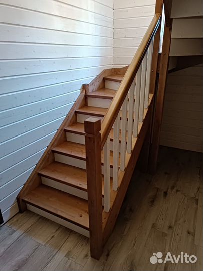 Деревянные лестницы высокого качества