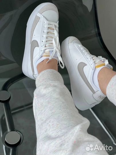 Кроссовки женские Nike Blazer Low Platform