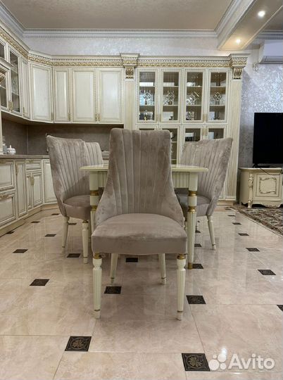 Стол со стульями от производителя