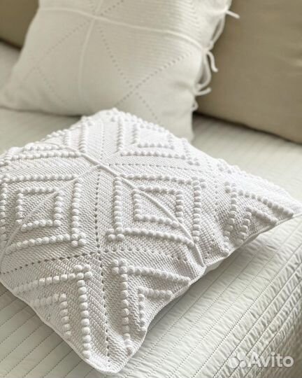 Чехол на декоративную подушку. Ручная работа