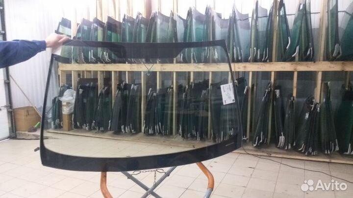 Лобовое стекло Ford Mondeo 4 с обогревом