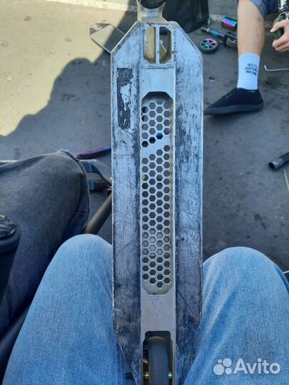 Дека для трюкового самоката