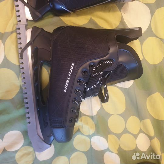 Коньки хоккейные 45 размер