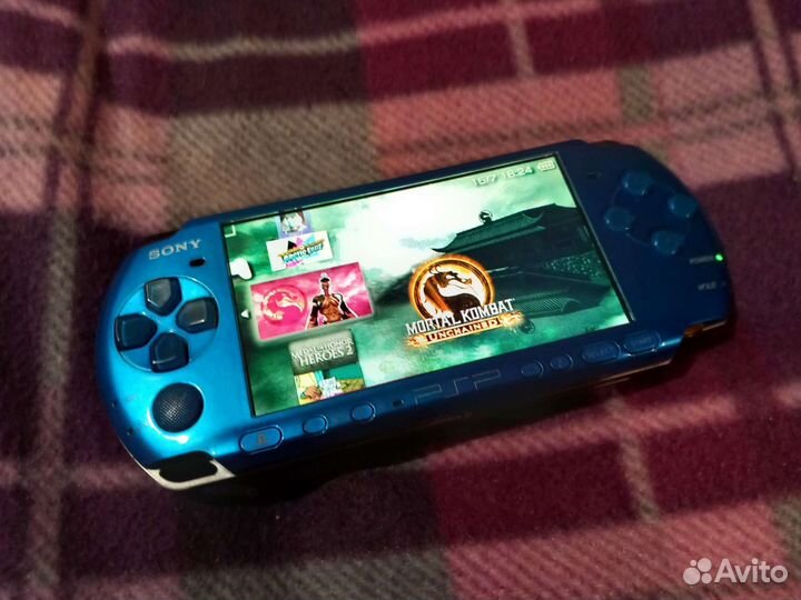 PSP 3008 Прошита, 300 Игр, Metallic
