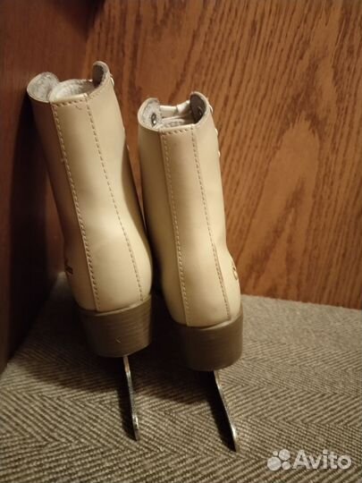 Коньки фигурные для девочки 34размер