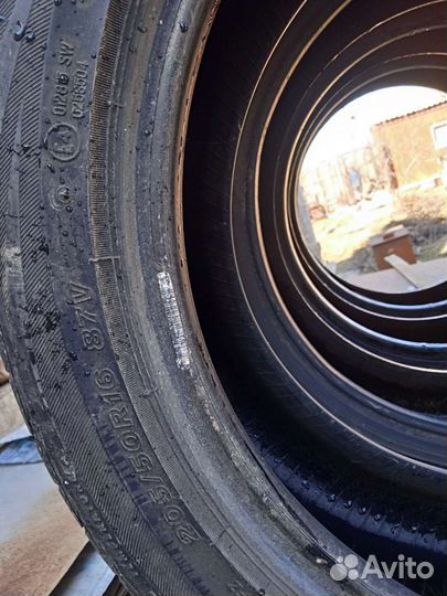 Bridgestone MY-02 Sporty Style 205/50 R16