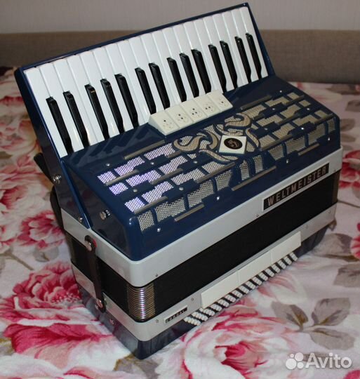Новый аккордеон Weltmeister Cordal 3/4