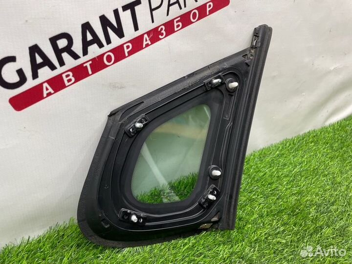 Форточка кузова задняя левая Kia Optima JF 2.0