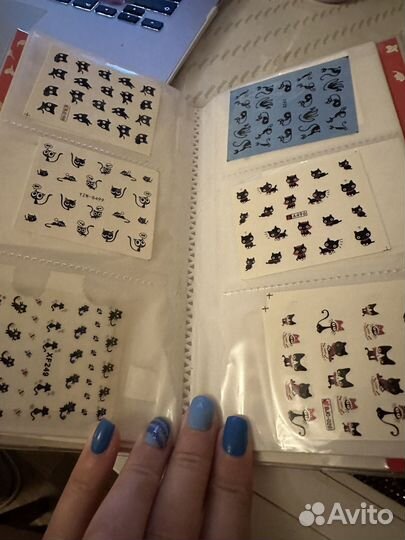 Альбом с наклейками для ногтей