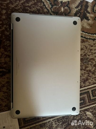 Macbook pro 15 2019 16/512 GB 95 циклов